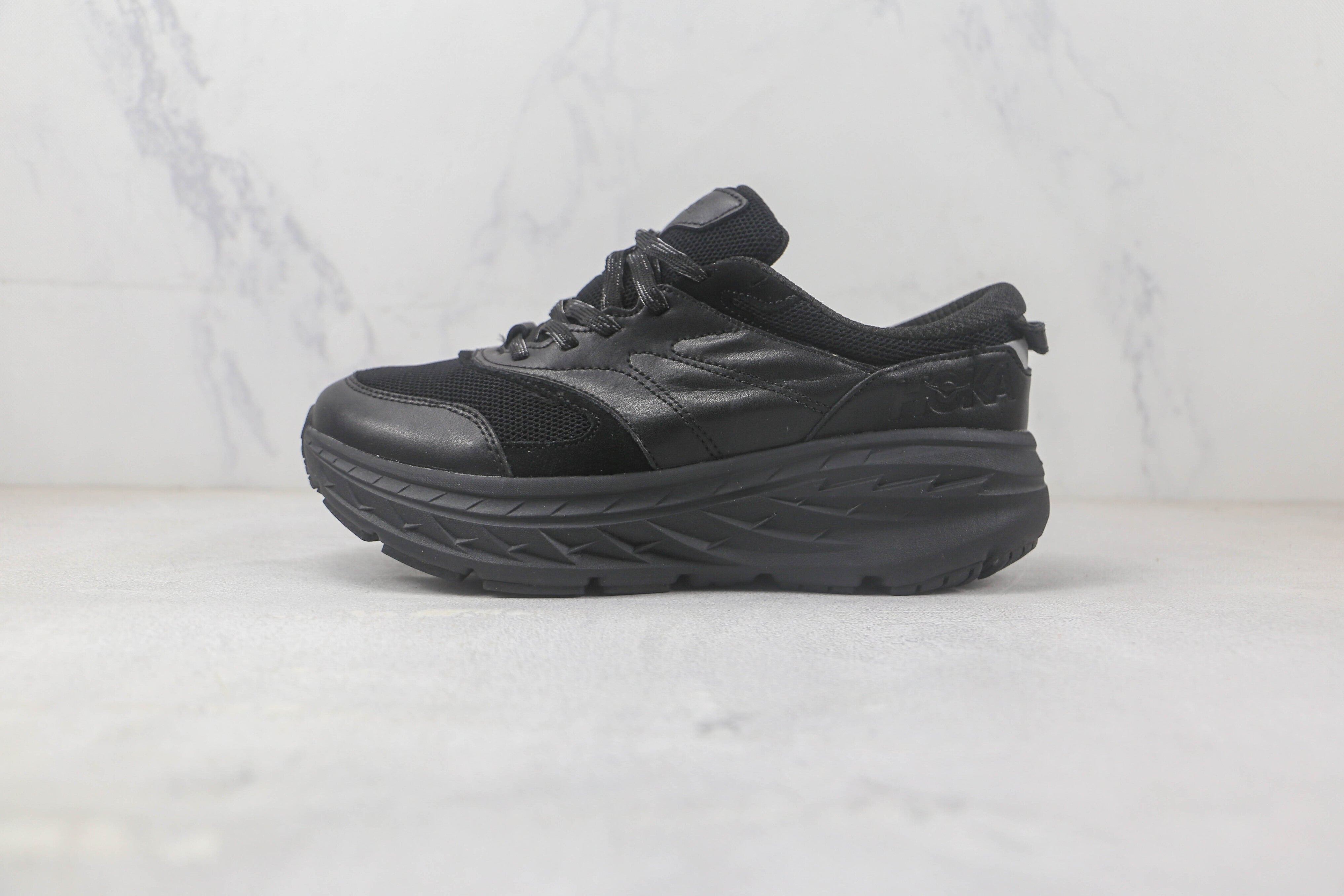 Hoka Bondi SR